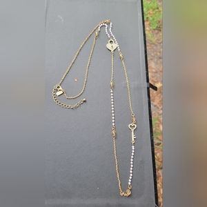 EUC Vivi Heart Necklace